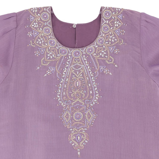 MAUVE MEDALLION